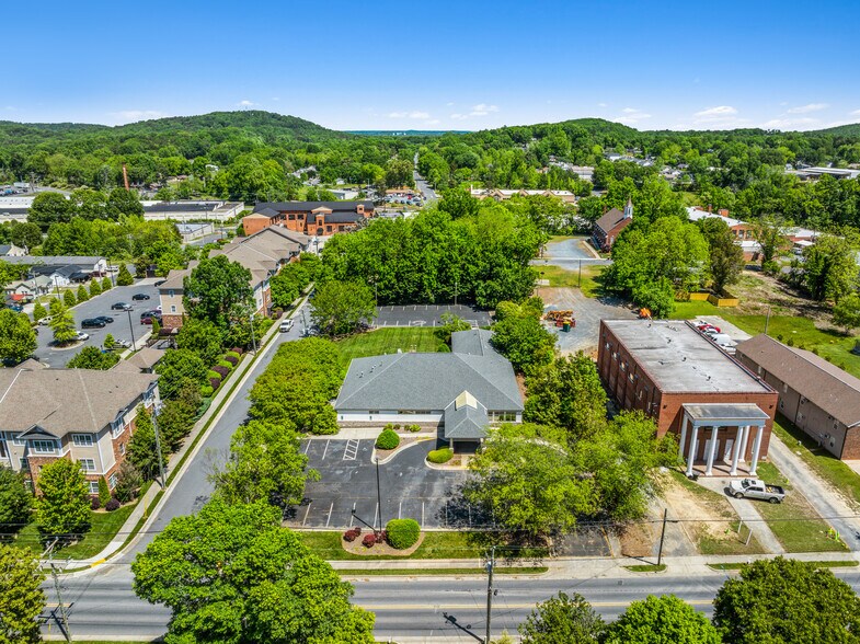 More Photos Of 700 Sunset Ave, Asheboro Medical For Lease