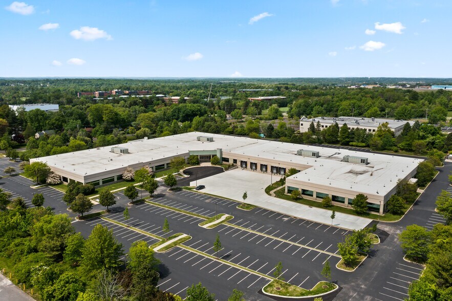 More Photos Of 425 Privet Rd, Horsham Township Flex For Lease