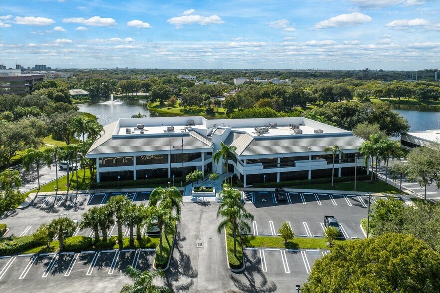 More Photos Of 1100 Northpoint Pky, West Palm Beach Office For Lease