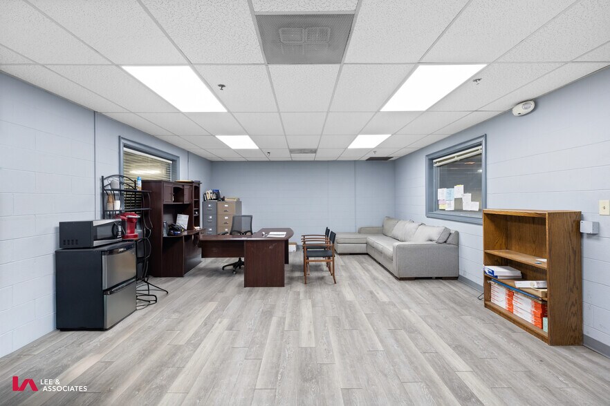 More Photos Of 4151 Industrial Park Dr, Norcross Warehouse For Lease