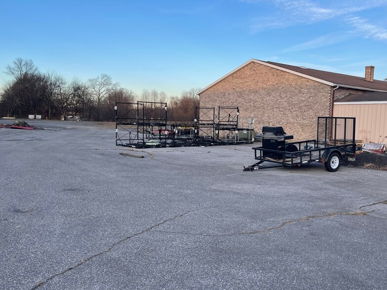 More Photos Of 3737 Lincoln Way W, Chambersburg Flex For Lease