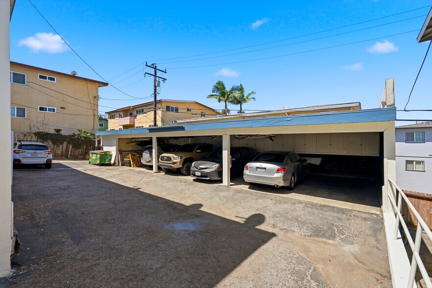 More Photos Of 313 Calle Miramar, Redondo Beach Apartments For Sale