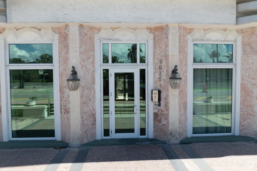 More Photos Of 3025 Indian Creek Dr, Miami Beach Multifamily For Sale