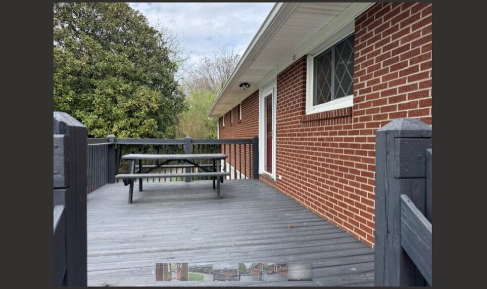 More Photos Of 4909 Boone Trl, Millers Creek Flex For Sale