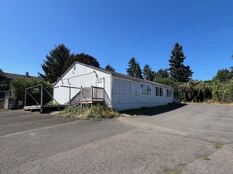 Primary Photo Of 6120 NE 57th Ave, Portland Office For Sale