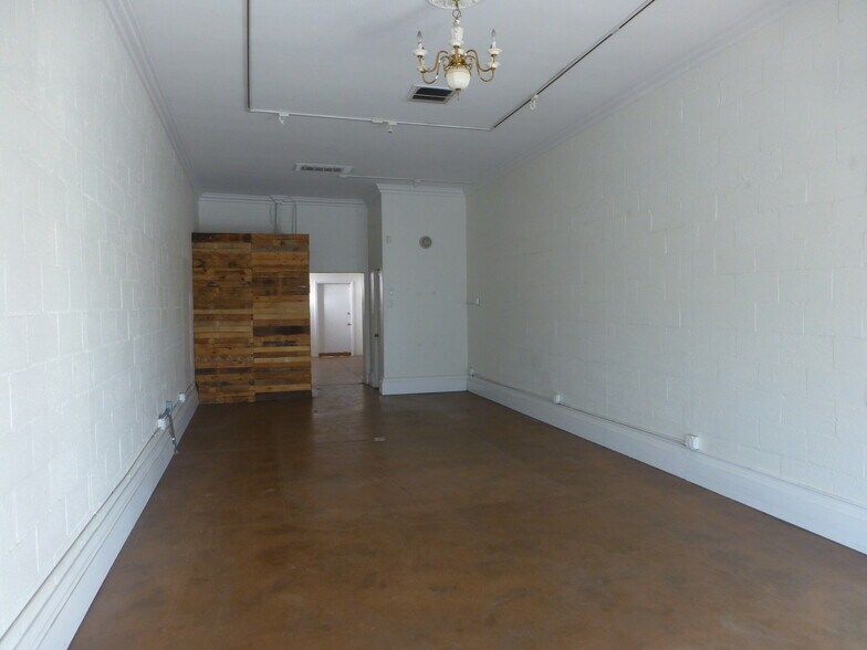 More Photos Of 2989-2995 E Thousand Oaks Blvd, Thousand Oaks Storefront Retail Office For Lease