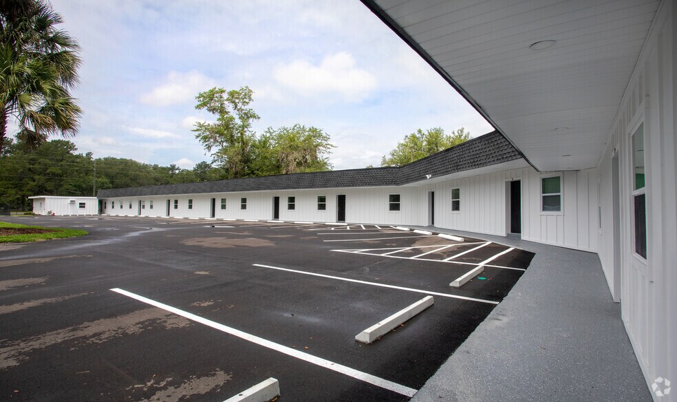 More Photos Of 545740 US Highway 1, Callahan Apartments For Sale