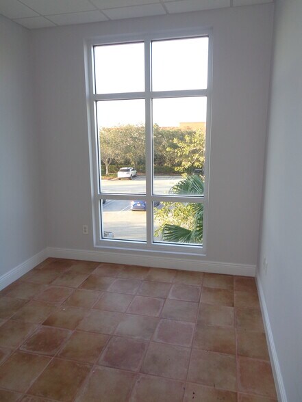 More Photos Of 5850 Coral Ridge Dr, Coral Springs Medical For Sale