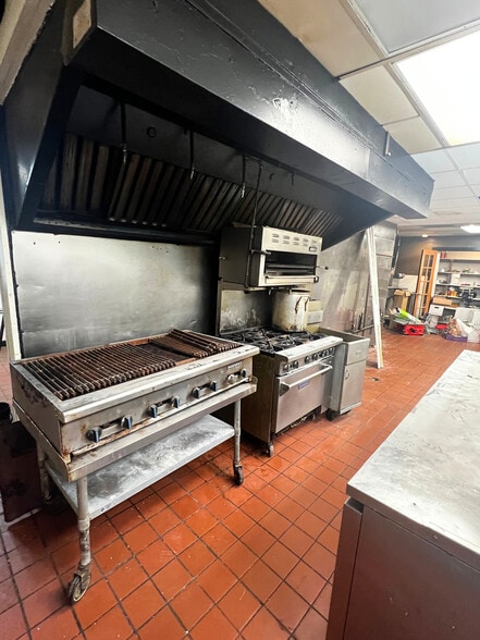 More Photos Of 35 N Water St, Batavia Restaurant For Sale