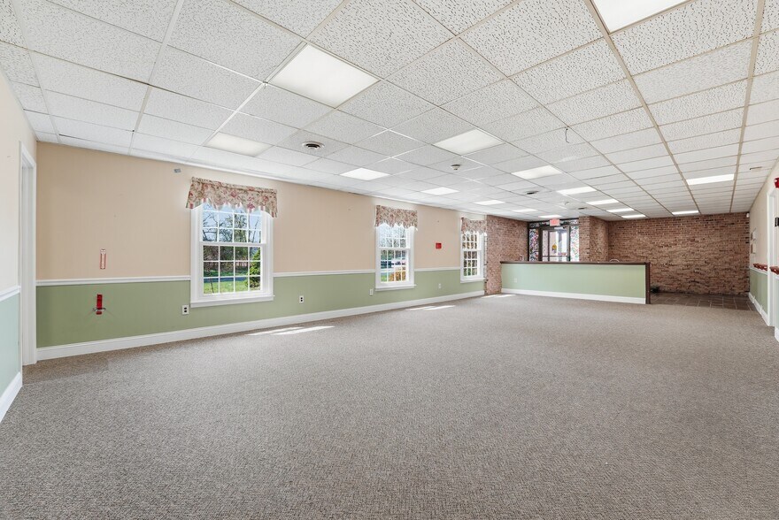 More Photos Of 24 Clifton St, Westfield Office For Sale
