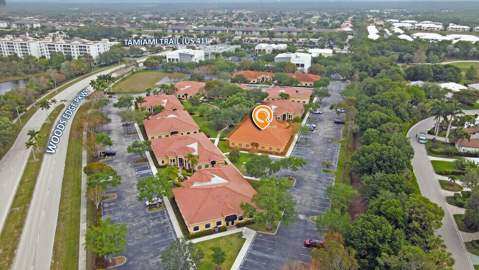 More Photos Of 3372 Woods Edge Cir, Bonita Springs Medical For Sale