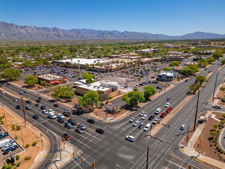 More Photos Of 2480 N Swan Rd, Tucson Unknown For Lease