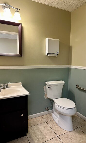 More Photos Of 1395 N Courtenay Pky, Merritt Island Medical For Sale