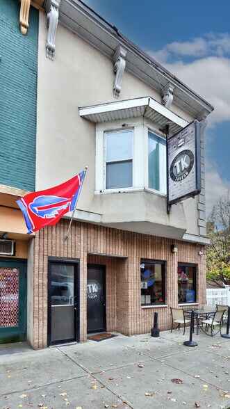 More Photos Of 14 E Main St, Waterloo Township Bar For Sale