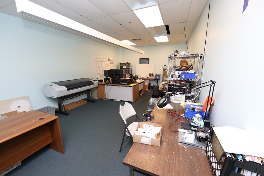 More Photos Of 231 Commerce Dr, Fall River Warehouse For Sale