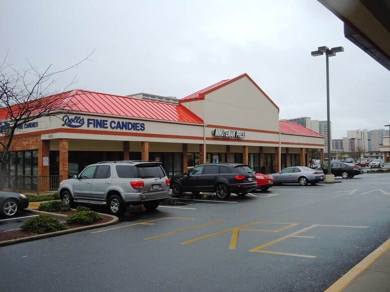 More Photos Of 11805 Coastal Hwy, Ocean City Storefront For Lease