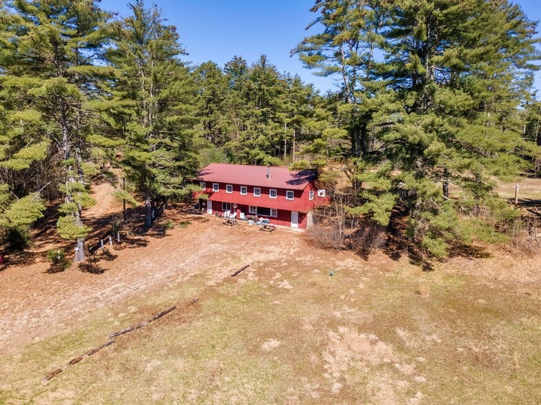 More Photos Of 909 Wendell Rd, Warwick Specialty For Sale