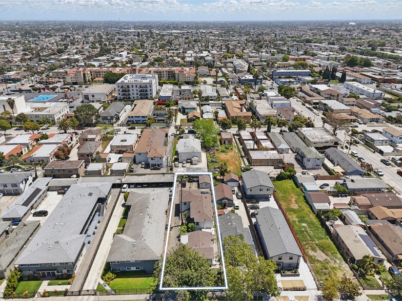 More Photos Of 6126 Brynhurst Ave, Los Angeles Apartments For Sale