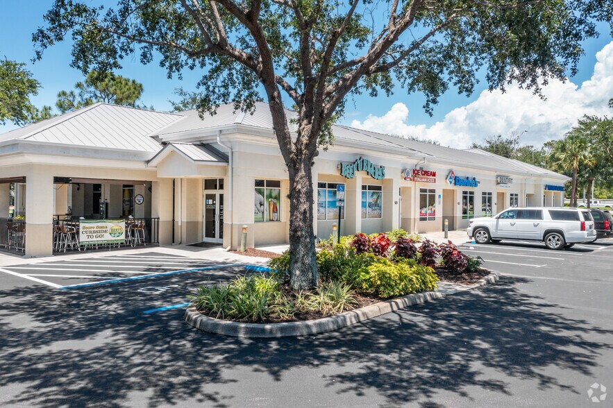 More Photos Of 7385 Radio Rd, Naples Storefront Retail Office For Lease
