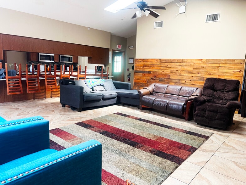 More Photos Of 15833 N US Highway 301, Citra Lodge Meeting Hall For Sale