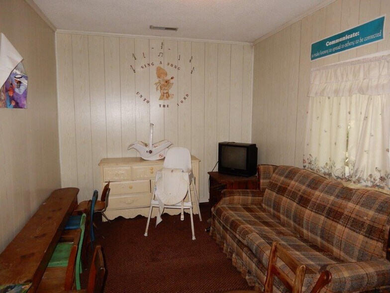 2845 Branchdale Highway, Holly Hill, SC 29059 Religious Facility For