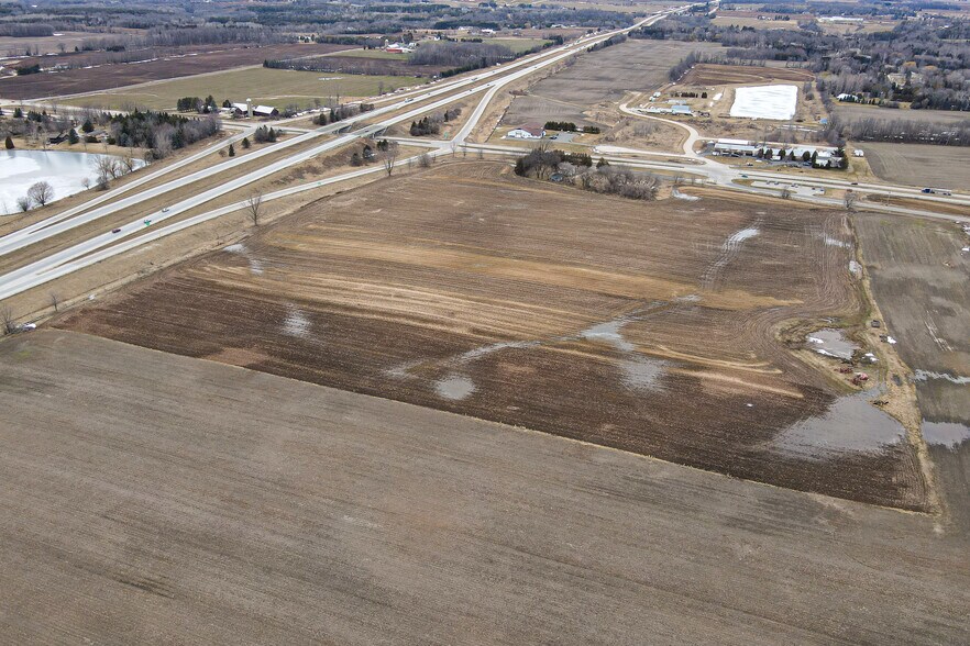 More Photos Of 5813 Michigan Ave, Manitowoc Land For Sale