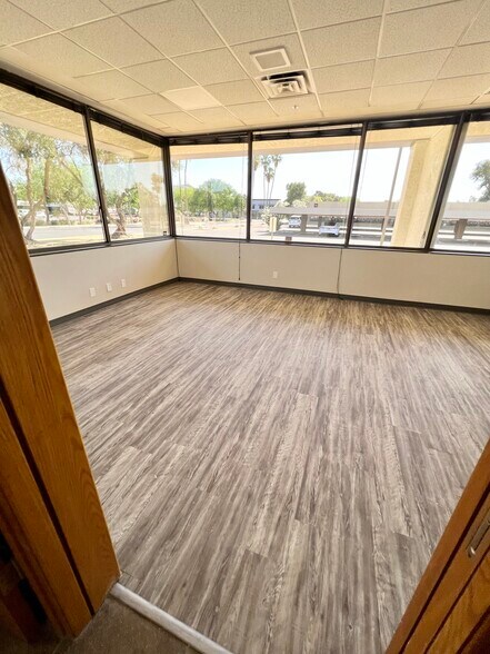 More Photos Of 2525 W Beryl Ave, Phoenix Office For Lease