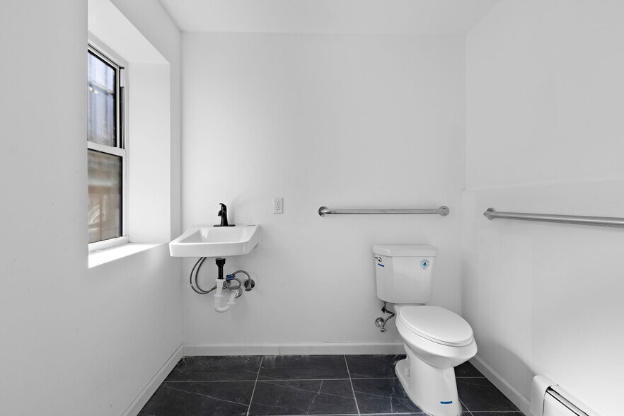 More Photos Of 138 Monticello Ave, Jersey City Storefront Retail Residential For Sale