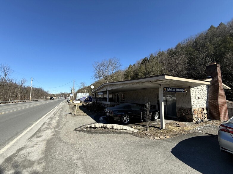 More Photos Of 583 Blakeslee Boulevard Dr E, Lehighton Office For Sale