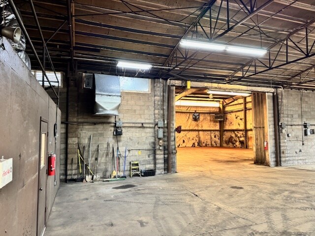 More Photos Of 637 State Rd, Cheraw Manufacturing For Sale