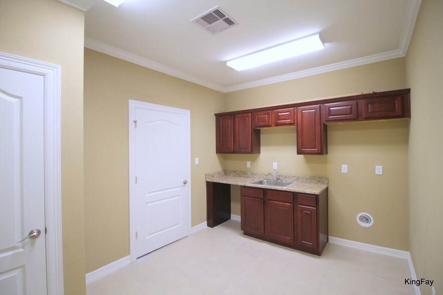 More Photos Of 4502 Riverstone Blvd, Missouri City Office For Lease
