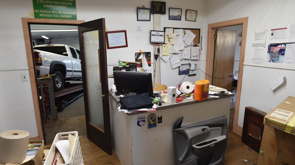 More Photos Of 56 Model Ave, Hopewell General Retail For Sale