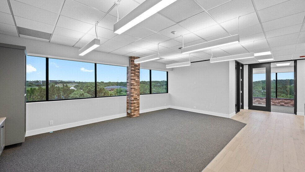 More Photos Of 1301 S Capital of Texas Hwy, West Lake Hills Office Residential For Sale