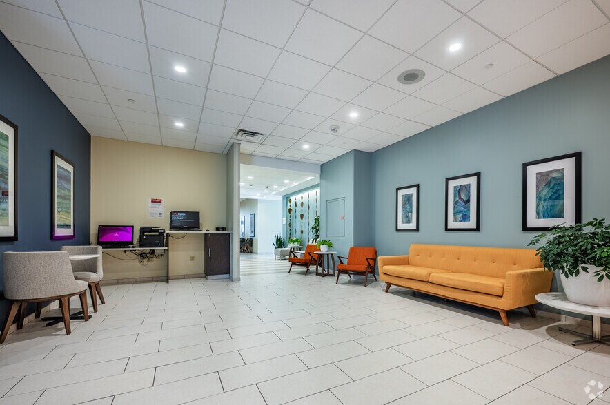 More Photos Of 164 Fort Couch Rd, Pittsburgh Hotel For Sale