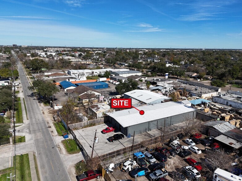 More Photos Of 1826 Ojeman Rd, Houston Service For Lease
