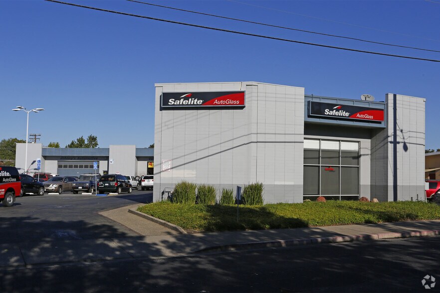 More Photos Of 2655 Monument Blvd, Concord General Retail For Sale