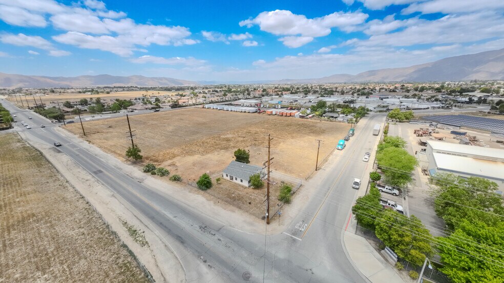 More Photos Of 1011 W 7th St, San Jacinto Land For Sale