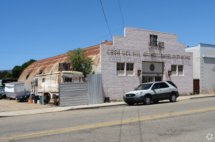 Primary Photo Of 185 N Olive St, Ventura Manufacturing For Lease