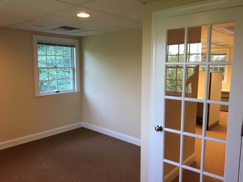 More Photos Of 240 Conestoga Rd, Wayne Office For Lease
