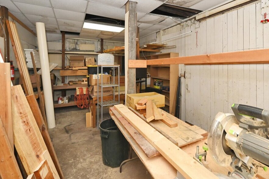 More Photos Of 205 2nd Ave E, Oneonta General Retail For Sale