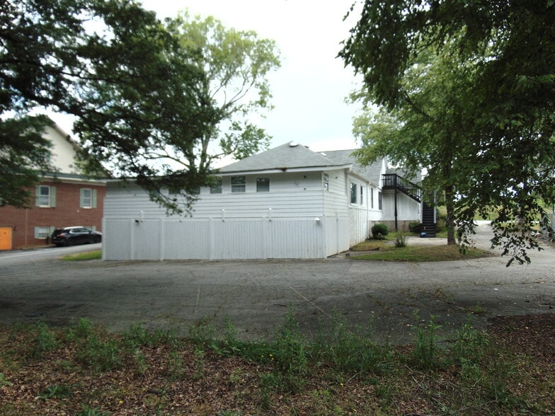 More Photos Of 6277 Memorial Dr, Stone Mountain Medical For Sale