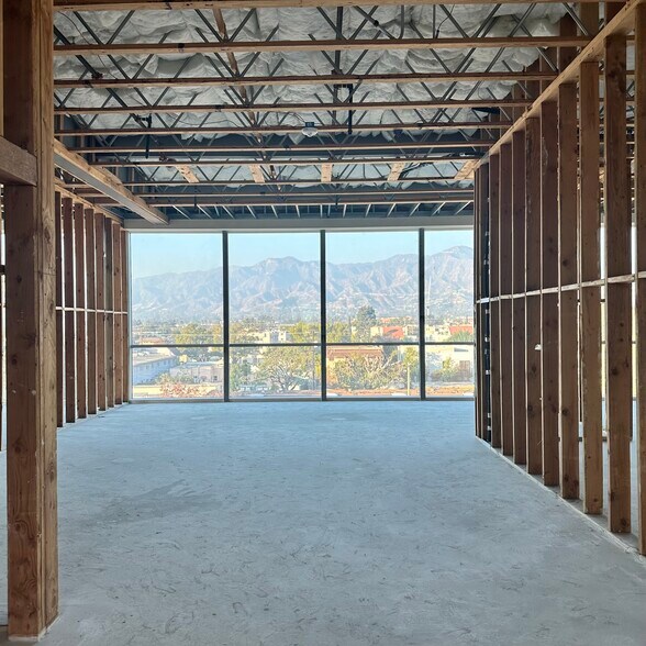 More Photos Of 610 W Broadway, Glendale Medical For Sale