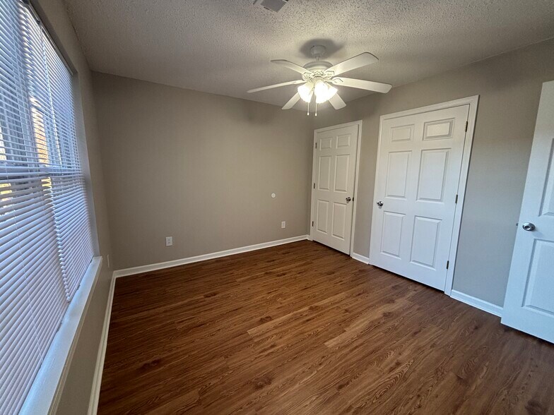 More Photos Of 2820 Plymouth Rd, Johnson City Apartments For Sale