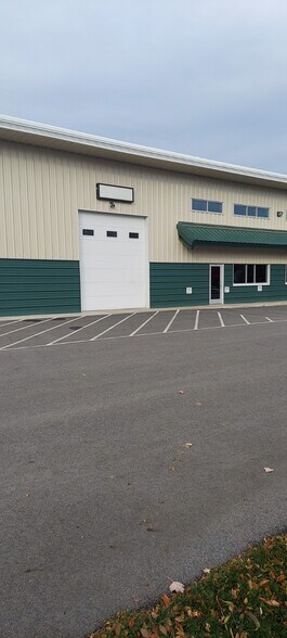 More Photos Of 17315 E Sprague Ave, Spokane Valley Flex For Lease