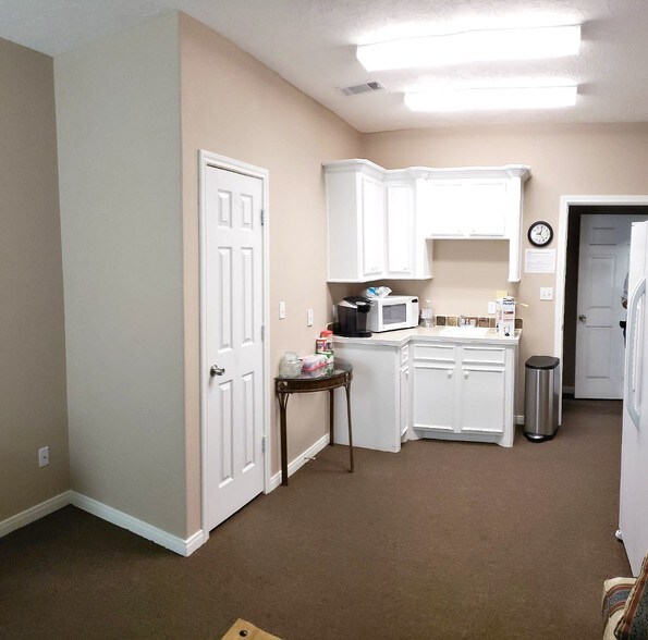 More Photos Of 32618 Tamina Rd, Magnolia Office Residential For Sale