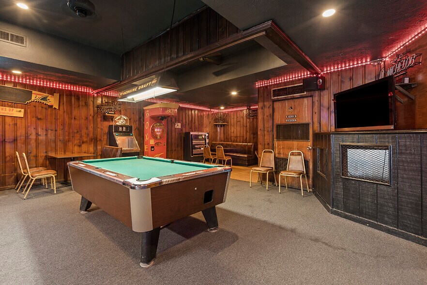 More Photos Of Island Avenue 1173-1175 Island Avenue, McKees Rocks Bar For Sale