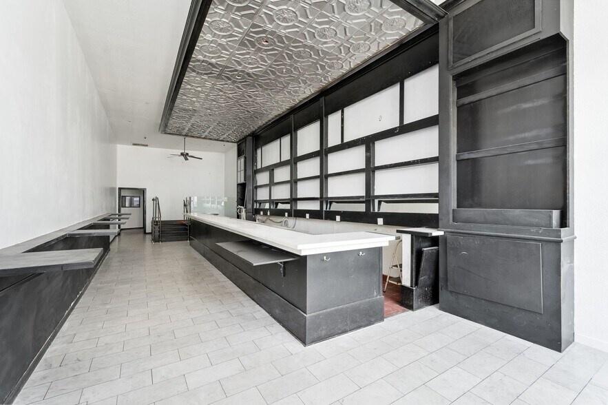 More Photos Of 1815-1819 Market St, San Francisco Storefront For Lease