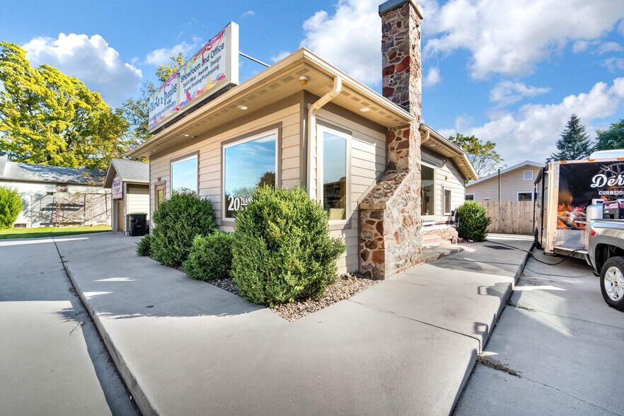 More Photos Of 2235 Wisconsin Ave, New Holstein Freestanding For Sale