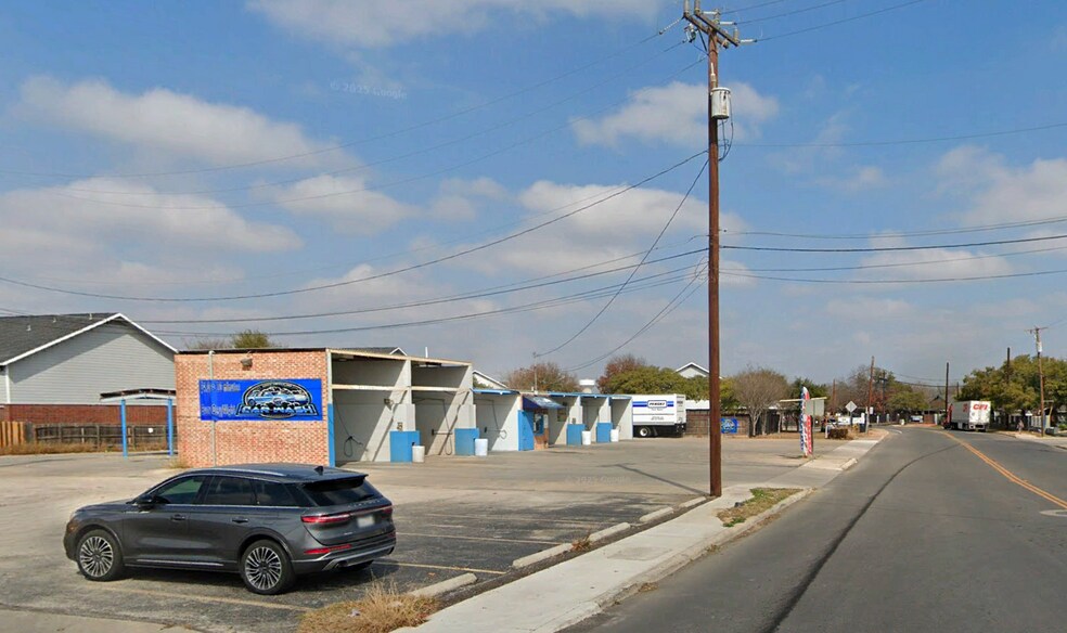 Primary Photo Of 7923 Pipers Ln, San Antonio Carwash For Sale