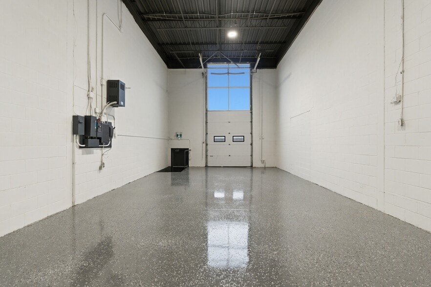 More Photos Of 397 Humberline Dr, Toronto Warehouse For Sale